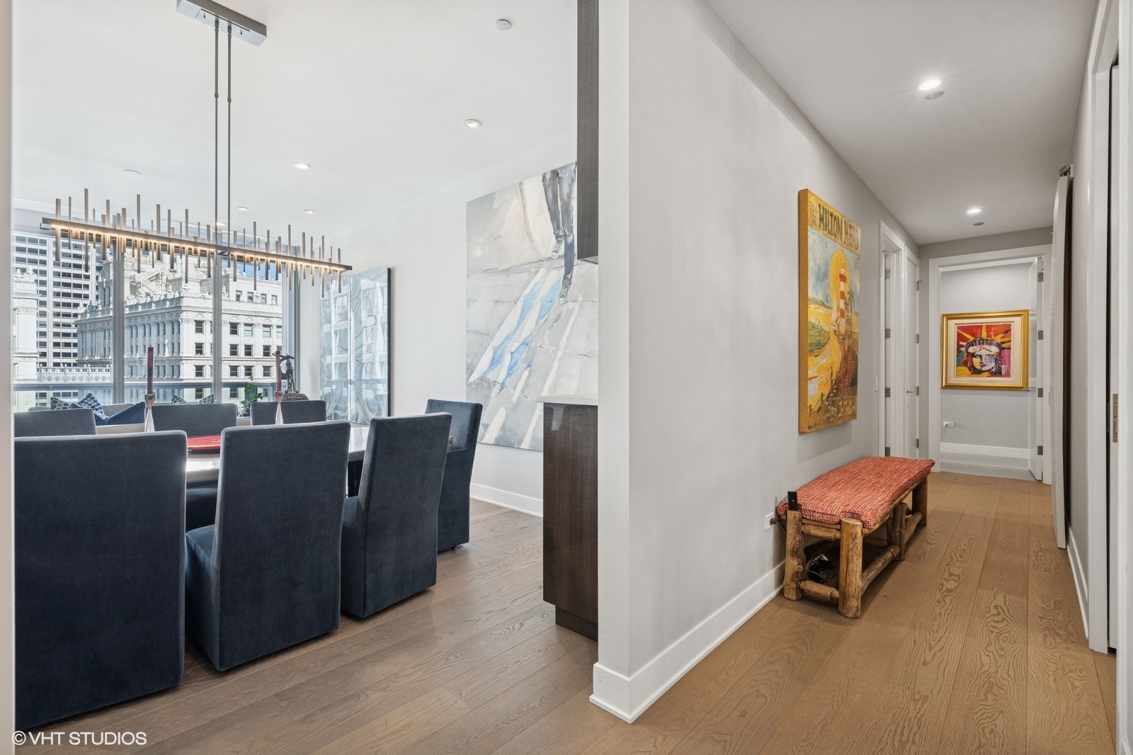 Chicago, Illinois, 60611, United States, 3 Bedrooms Bedrooms, ,4 BathroomsBathrooms,Residential,For Sale,1903791