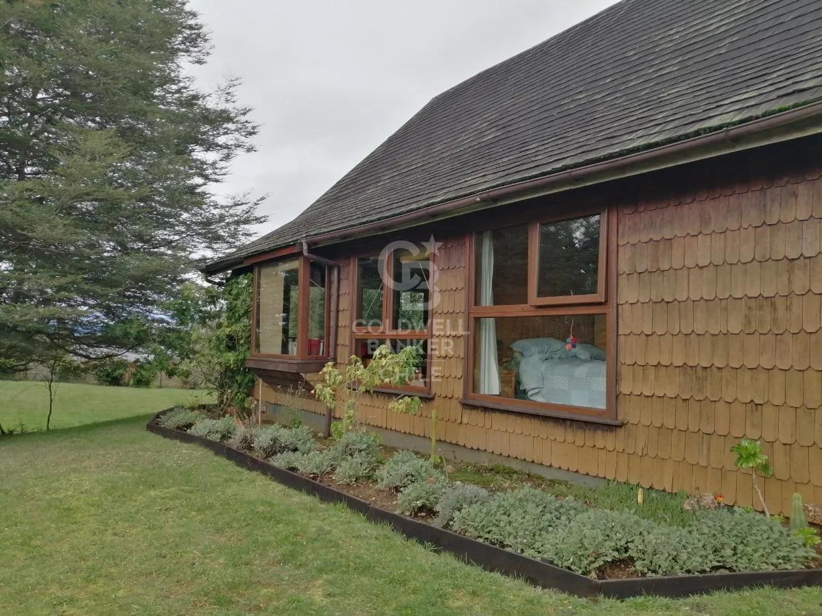 Llanquihue, Chile, 4 Bedrooms Bedrooms, ,4 BathroomsBathrooms,Residential,For Sale,1947925