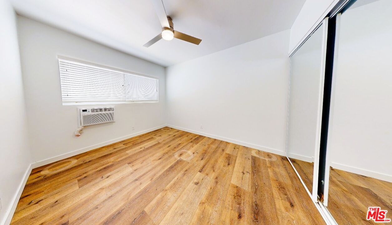 Los Angeles, California, 90066, United States, 4 Bedrooms Bedrooms, ,Residential,For Sale,1991184