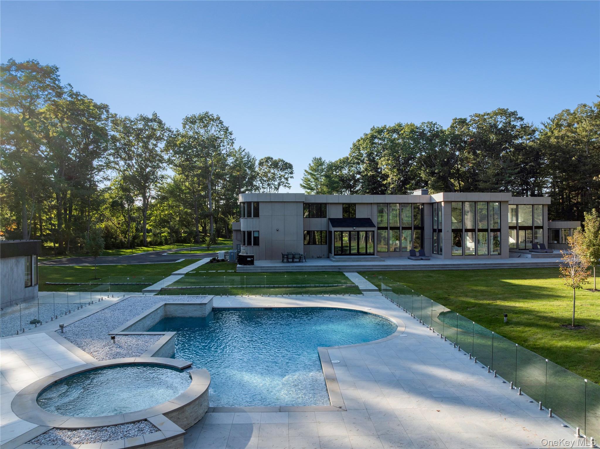  31 Chestnut Hill Drive, Upper Brookville, NY, 11771 - 物件實景