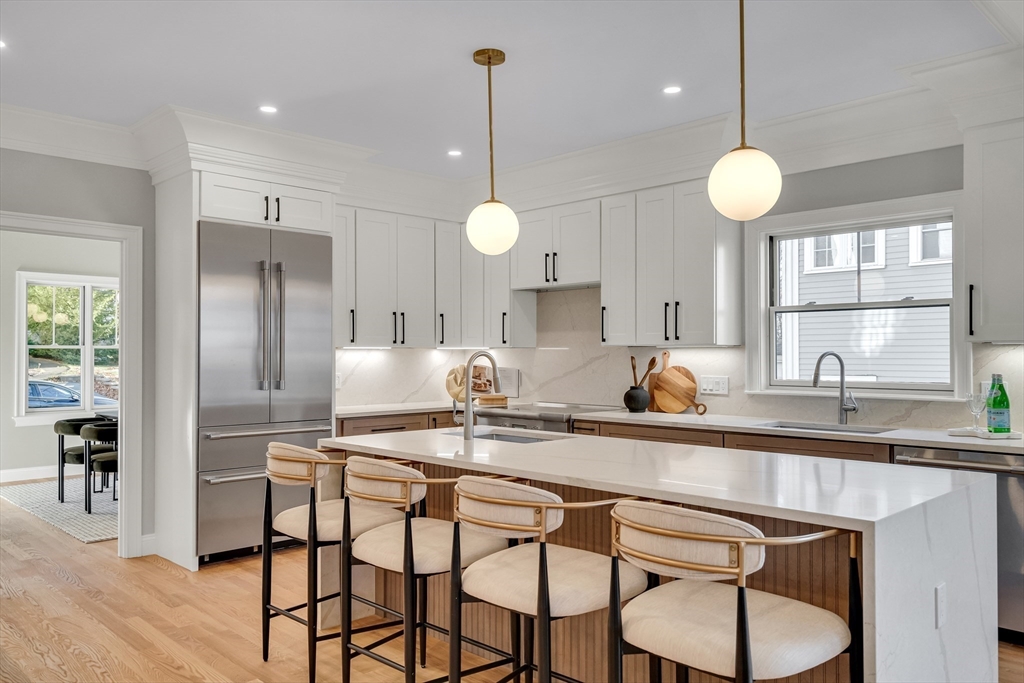 Lexington, Massachusetts, 02421, United States, 6 Bedrooms Bedrooms, ,6 BathroomsBathrooms,Residential,For Sale,1995649