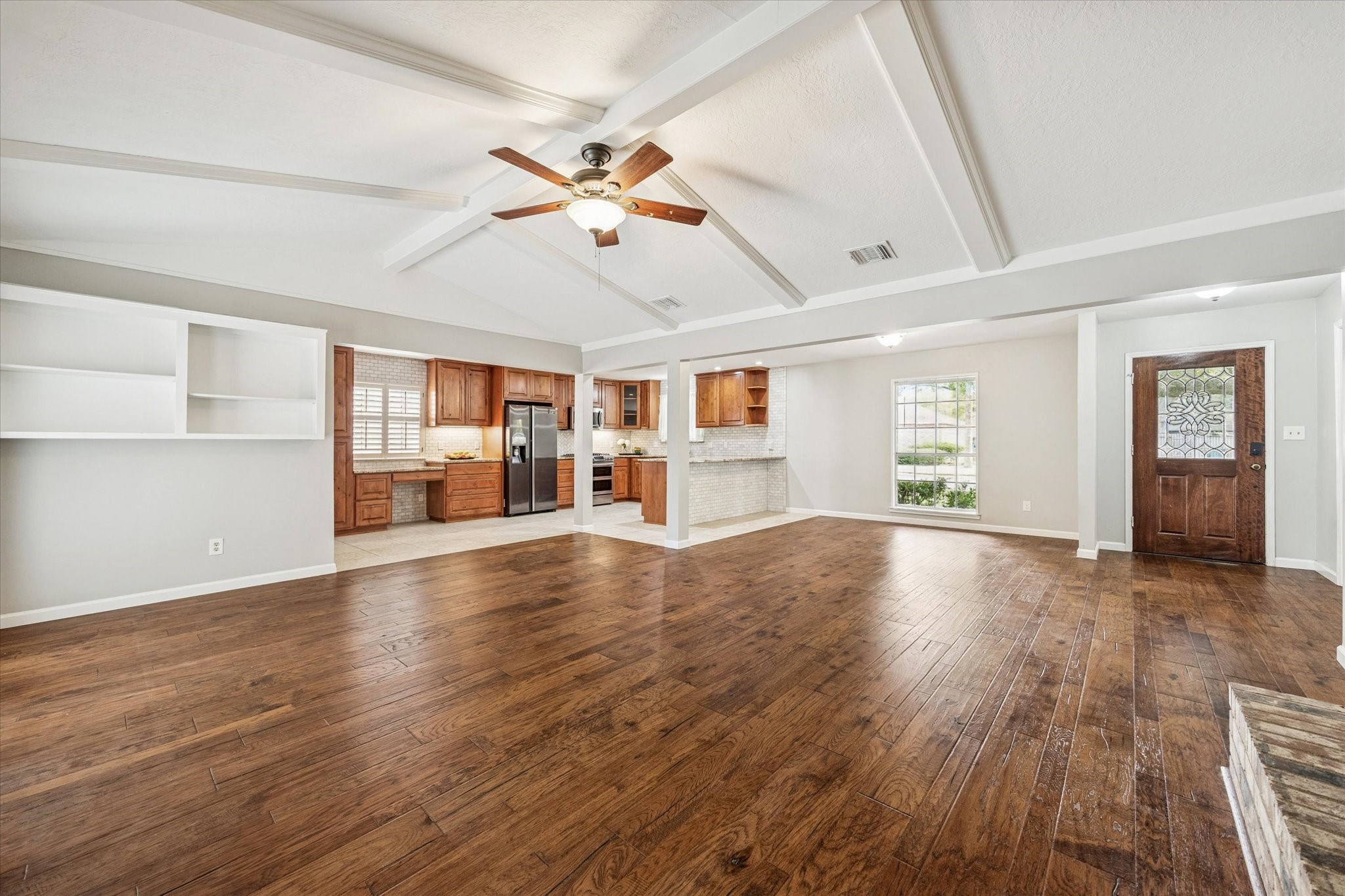  2310 Walnut Bend Lane - 物件實景