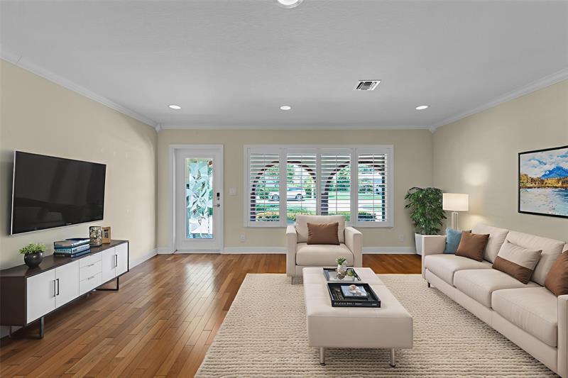 Fort Lauderdale, Florida, 33308, United States, 2 Bedrooms Bedrooms, ,2 BathroomsBathrooms,Residential,For Sale,1890163