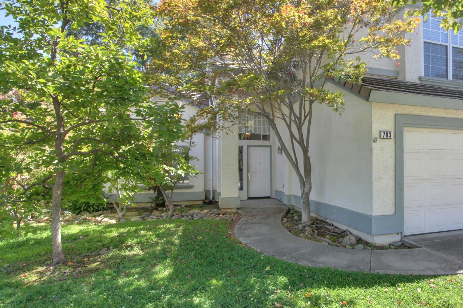 Folsom, California, 95630, United States, 4 Bedrooms Bedrooms, ,3 BathroomsBathrooms,Residential,For Sale,1926196
