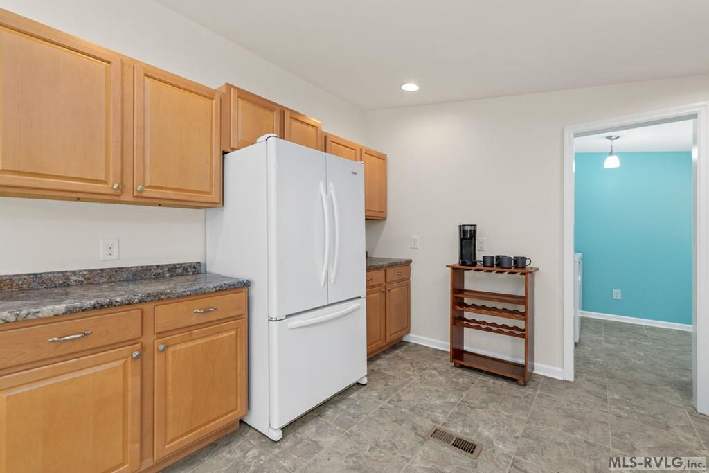Macon, North Carolina, 27551, United States, 3 Bedrooms Bedrooms, ,2 BathroomsBathrooms,Residential,For Sale,1896406