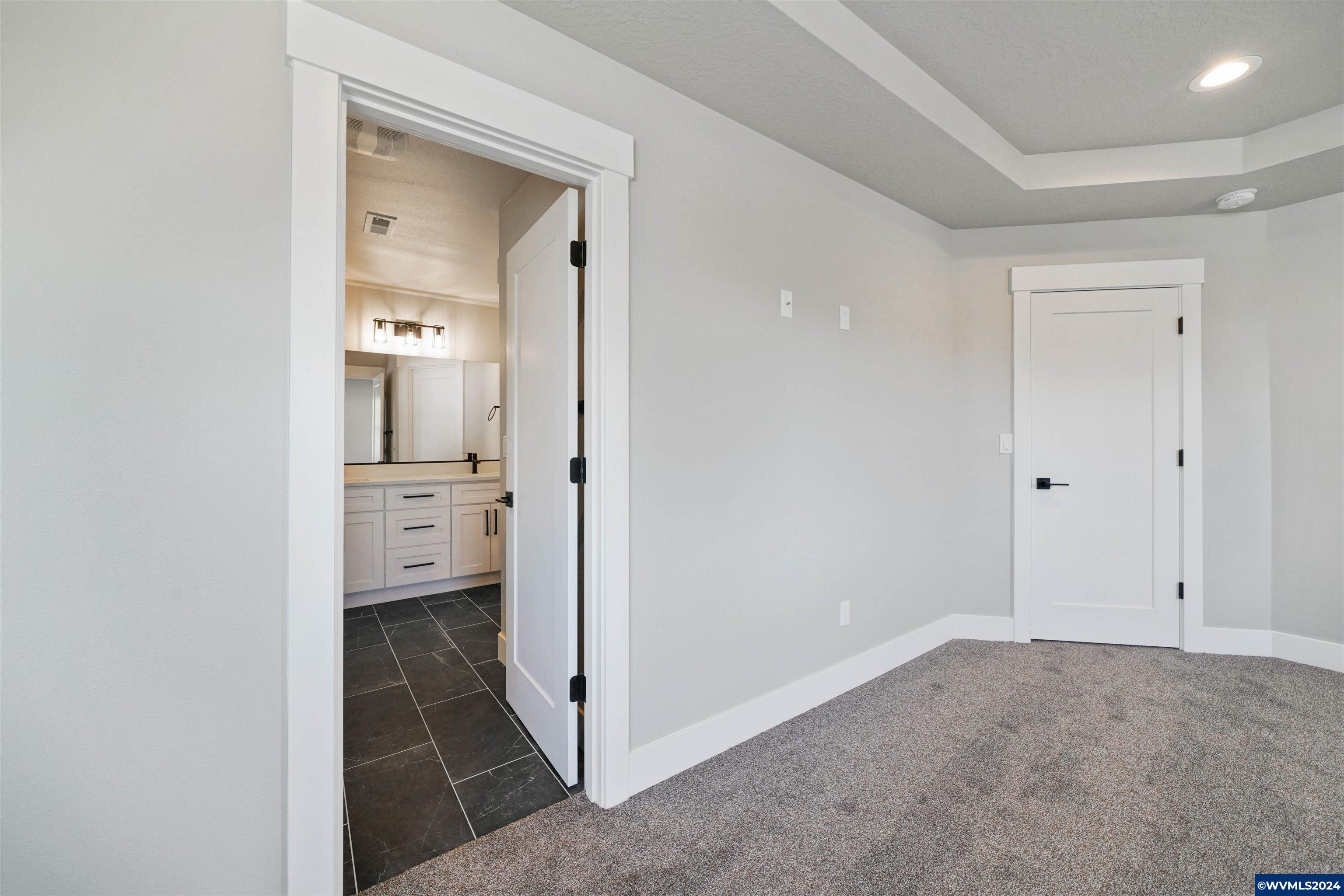 Salem, Oregon, 97306, United States, 3 Bedrooms Bedrooms, ,3 BathroomsBathrooms,Residential,For Sale,1695520
