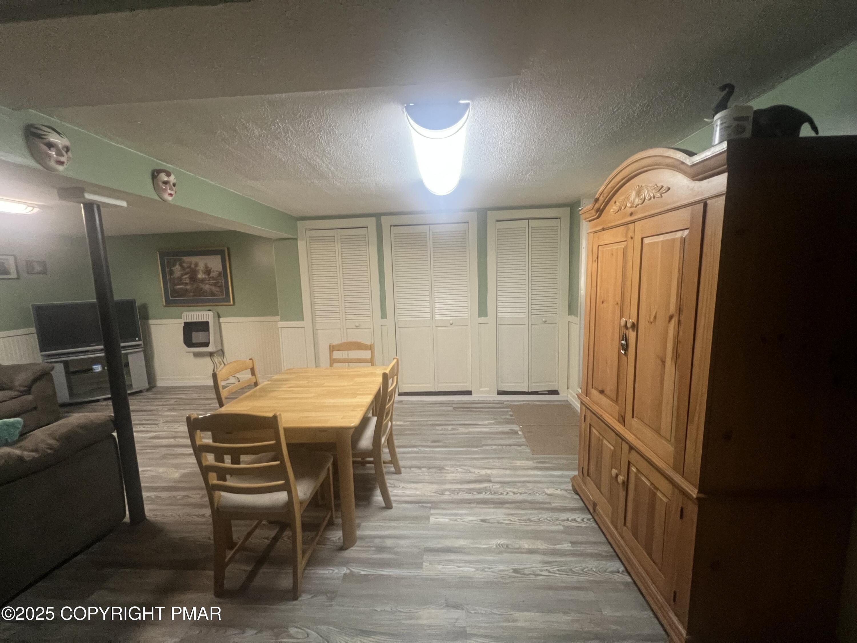 Blakeslee, Pennsylvania, 18610, United States, 4 Bedrooms Bedrooms, ,3 BathroomsBathrooms,Residential,For Sale,1982543