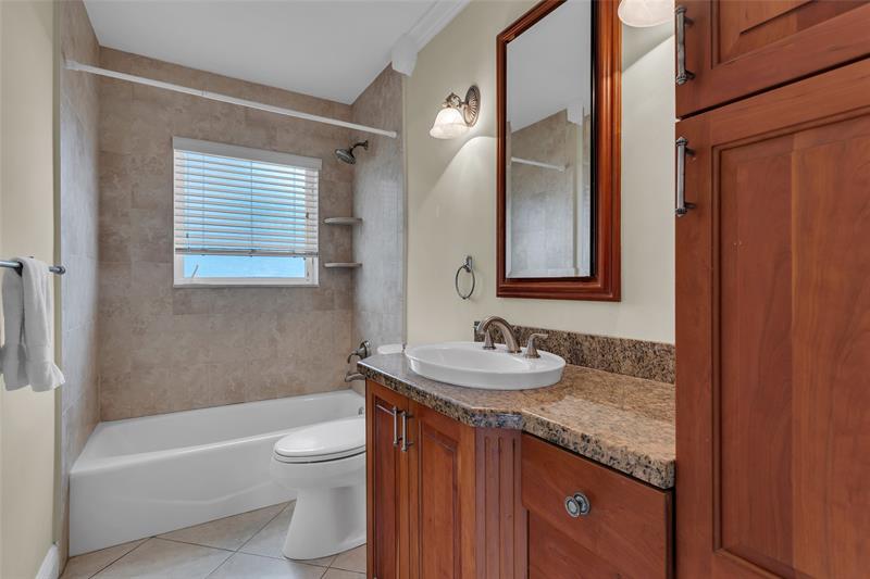 Fort Lauderdale, Florida, 33308, United States, 2 Bedrooms Bedrooms, ,2 BathroomsBathrooms,Residential,For Sale,1890163