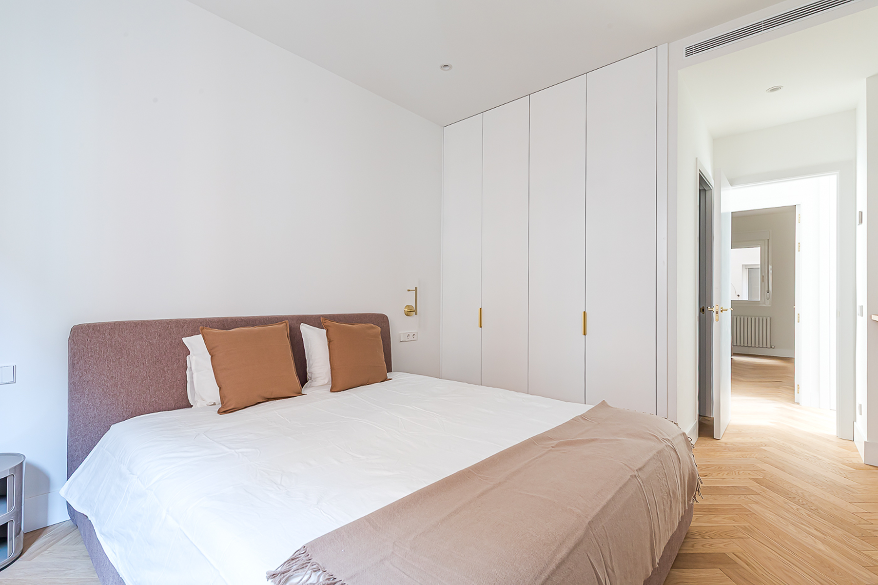  Spaciousness, light, and personality in Malasaña - 物件實景