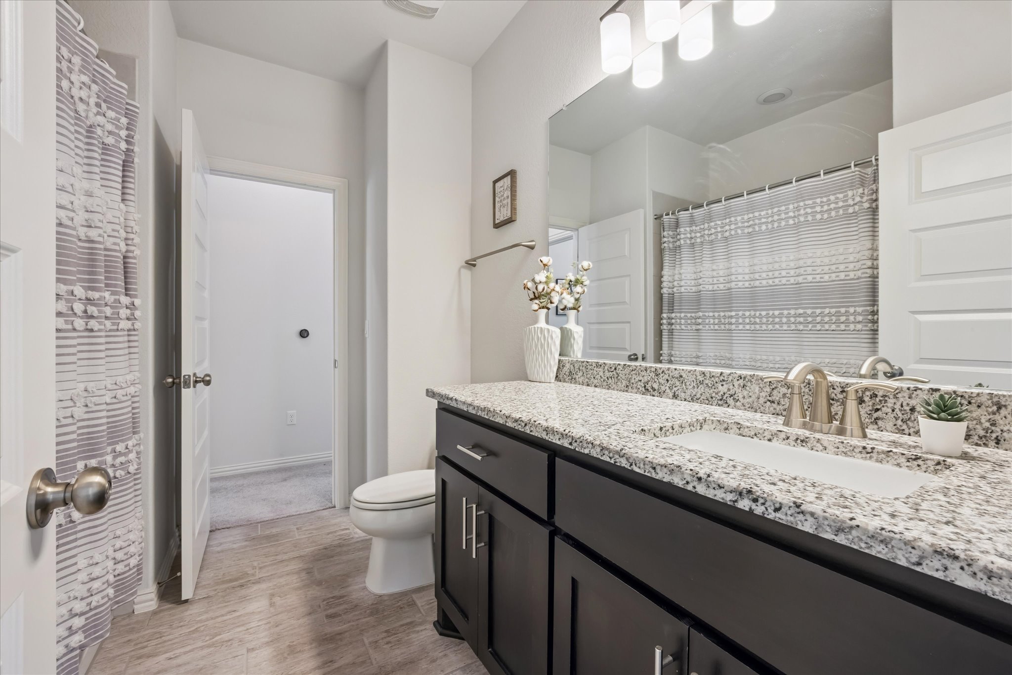  8720 Mina Drive, Austin, TX 78747 - 物件實景
