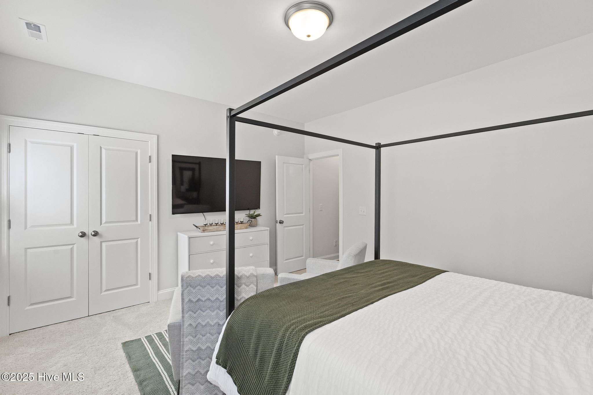 Hampstead, North Carolina, 28443, United States, 5 Bedrooms Bedrooms, ,4 BathroomsBathrooms,Residential,For Sale,1972632