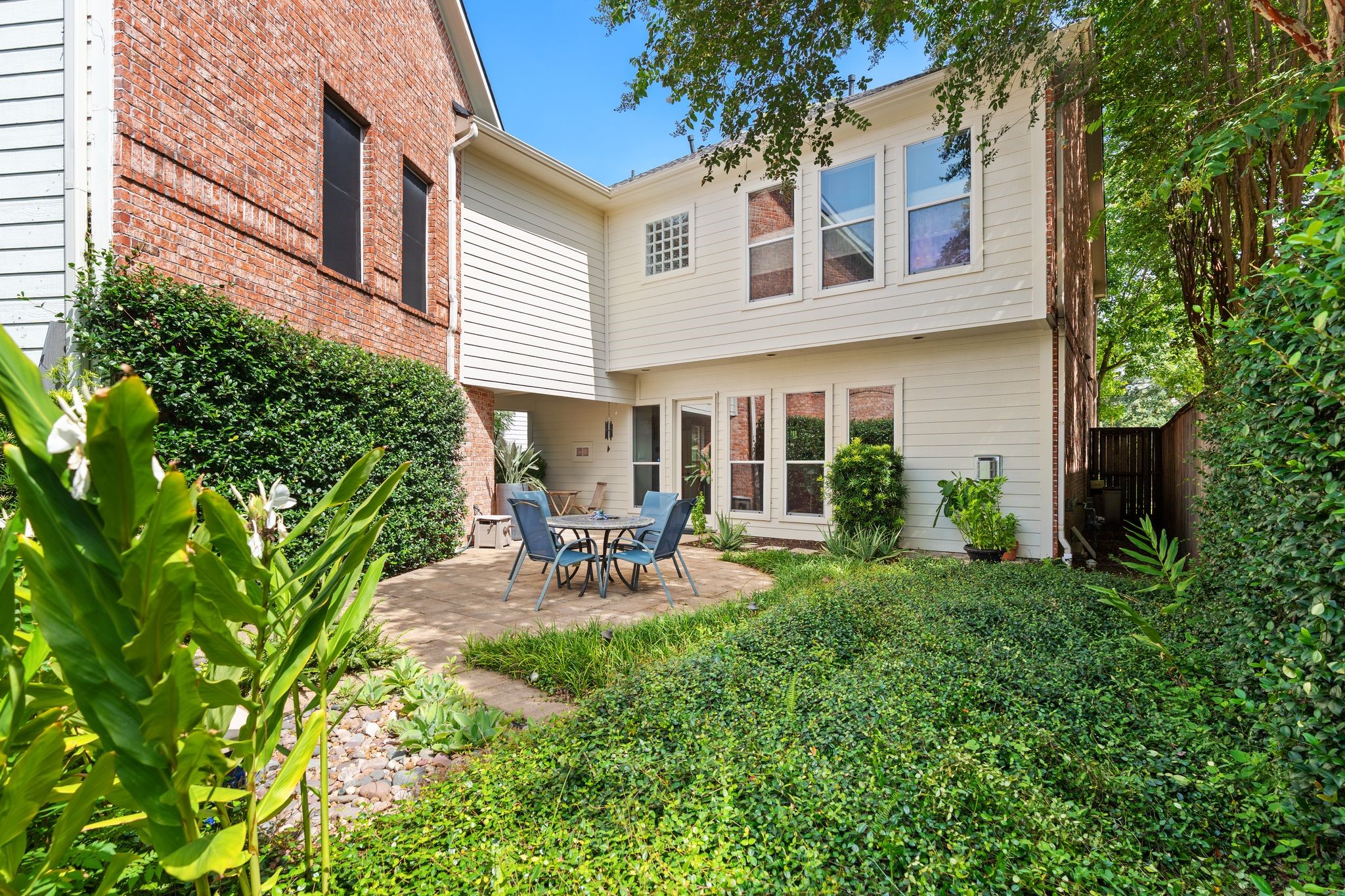  3827 Durness Way - 物件實景