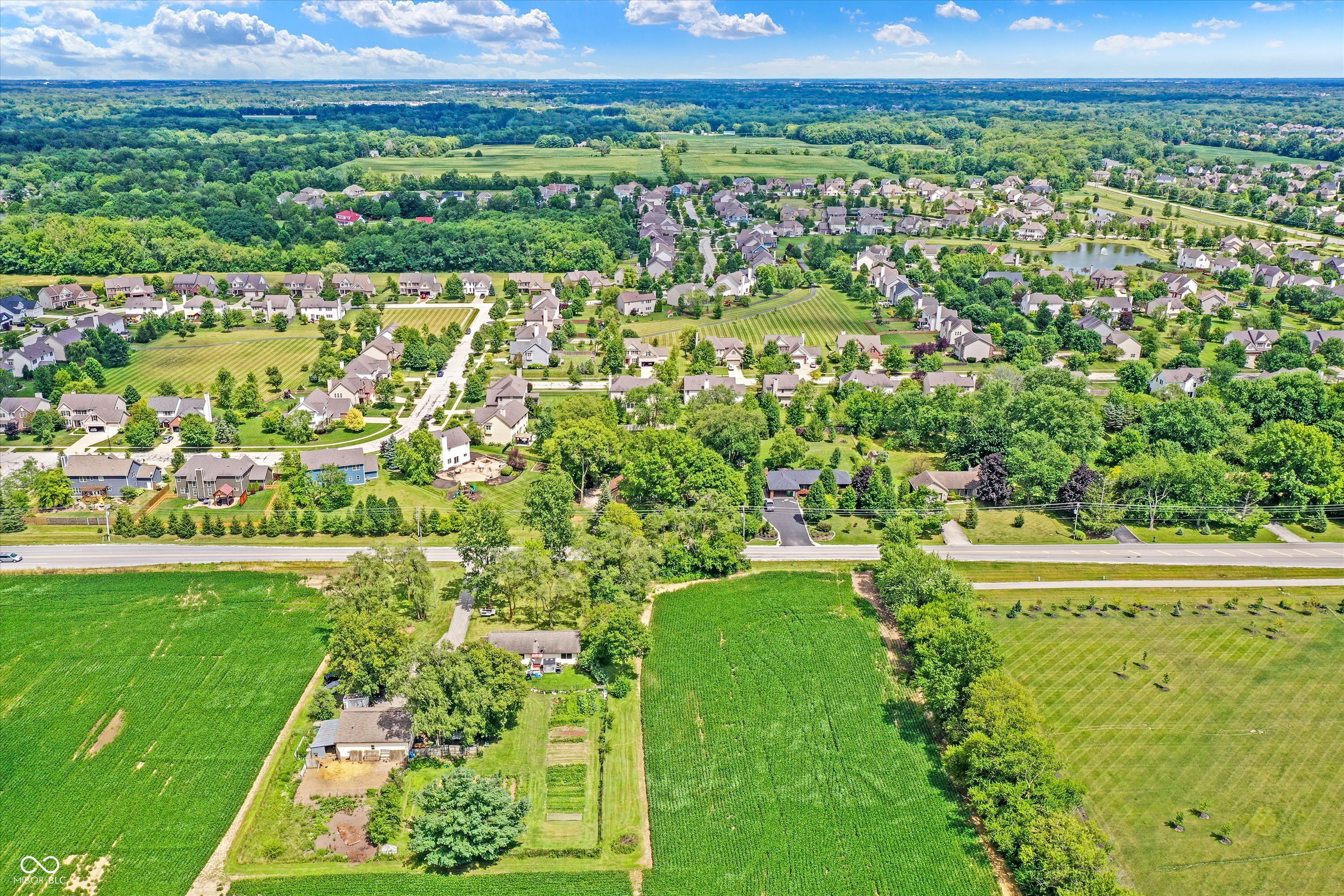 Zionsville, Indiana, 46077, United States, 3 Bedrooms Bedrooms, ,3 BathroomsBathrooms,Residential,For Sale,1975998