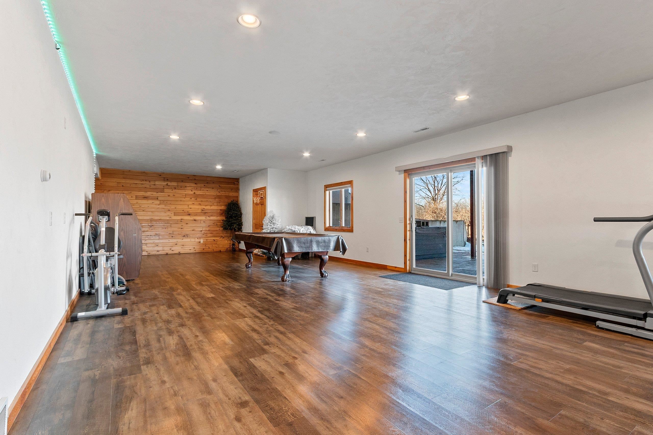 Black Creek, Wisconsin, 54106, United States, 4 Bedrooms Bedrooms, ,4 BathroomsBathrooms,Residential,For Sale,2009234