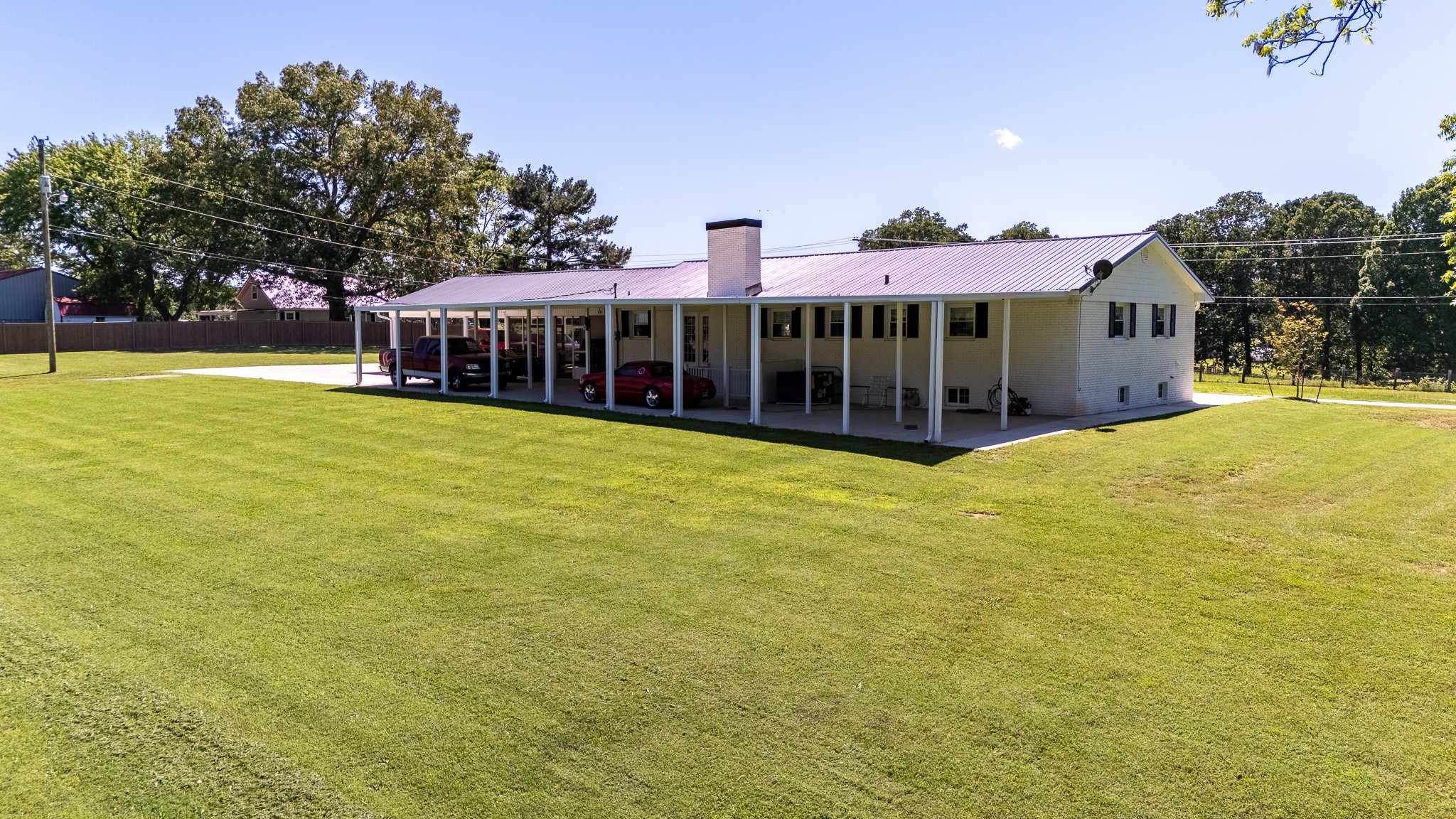 Lawrenceburg, Tennessee, 38464, United States, 3 Bedrooms Bedrooms, ,2 BathroomsBathrooms,Residential,For Sale,1828179
