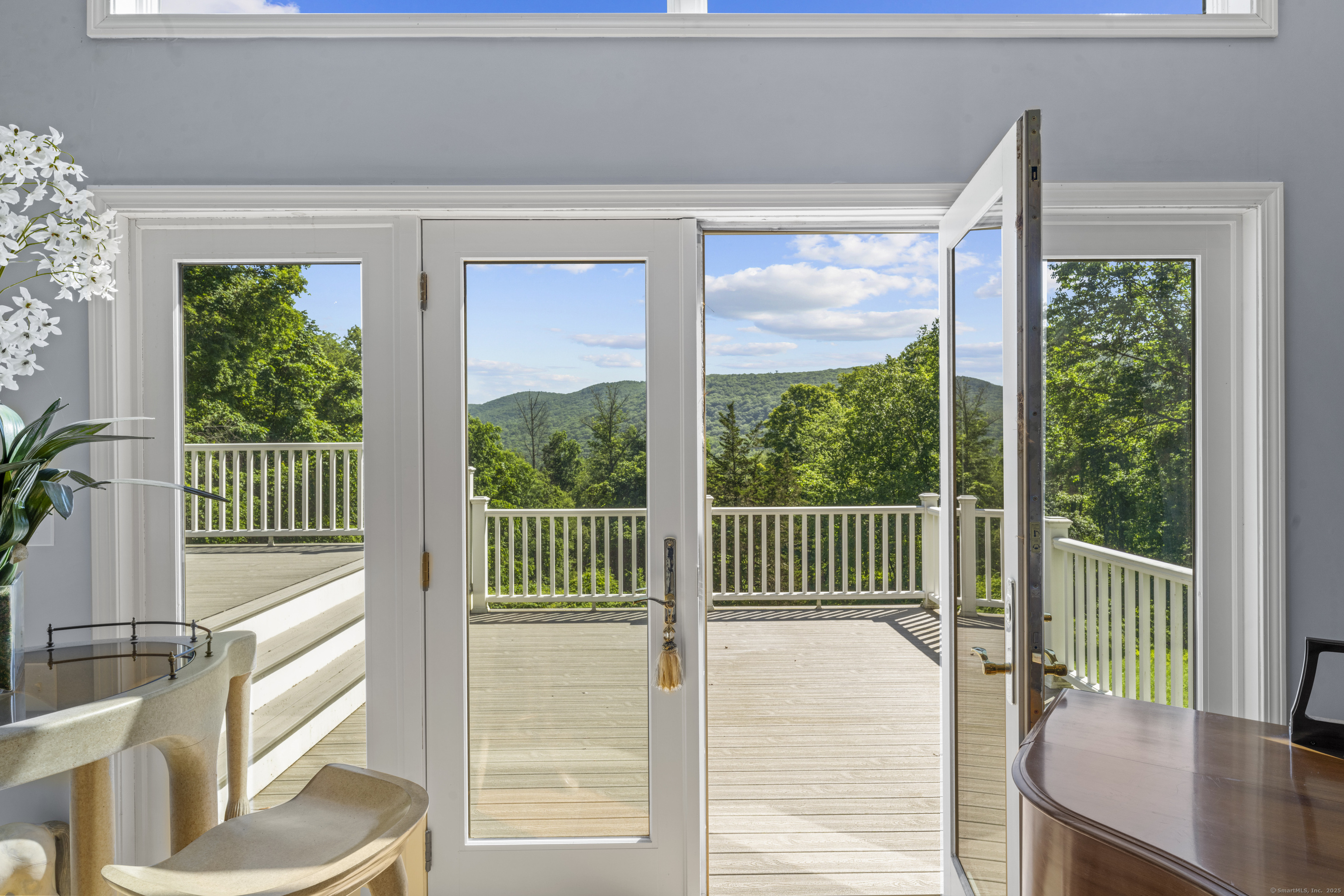 Kent, Connecticut, 06757, United States, 4 Bedrooms Bedrooms, ,5 BathroomsBathrooms,Residential,For Sale,1875282