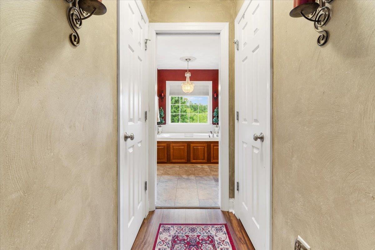Blacksburg, Virginia, 24060, United States, 5 Bedrooms Bedrooms, ,4 BathroomsBathrooms,Residential,For Sale,1828215