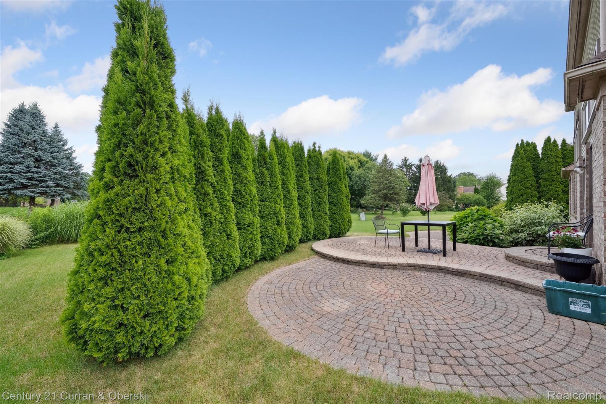 Canton Charter Township, Michigan, 48187, United States, 4 Bedrooms Bedrooms, ,3 BathroomsBathrooms,Residential,For Sale,1977619