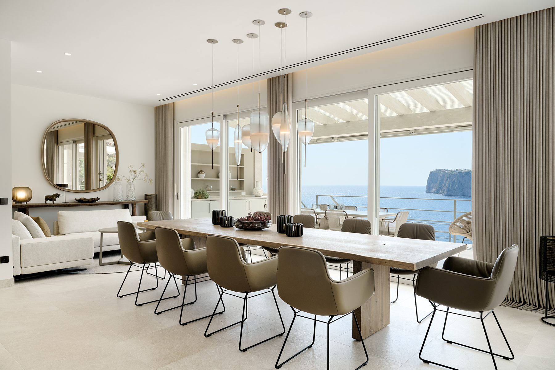  Villa on the first sea line with panoramic views in Andratx - 物件實景