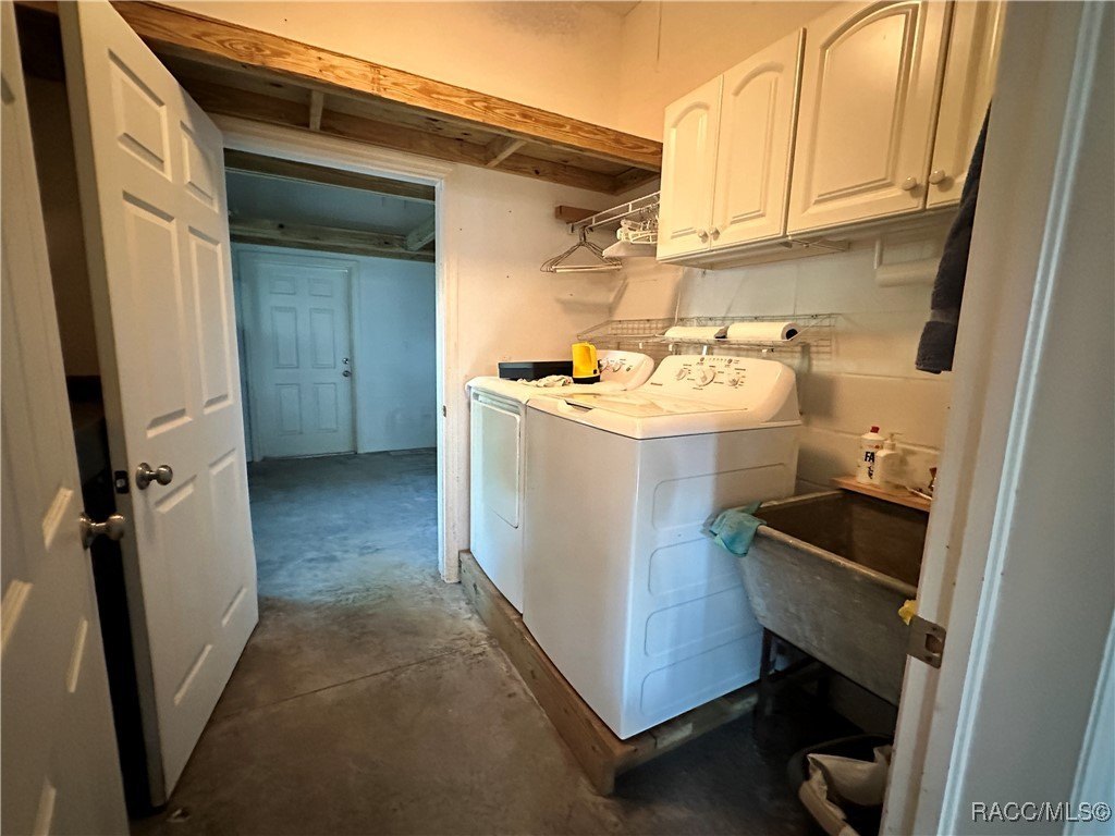 Crystal River, Florida, 34429, United States, 4 Bedrooms Bedrooms, ,3 BathroomsBathrooms,Residential,For Sale,1996734