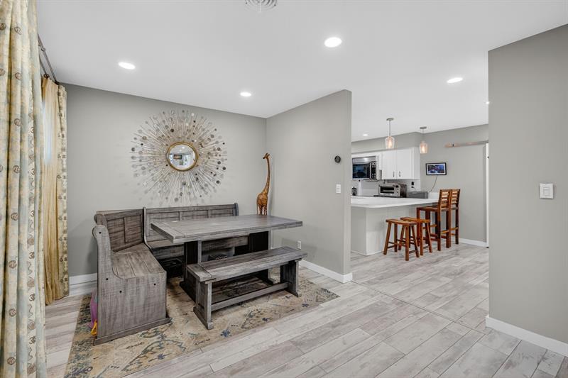 Oakland Park, Florida, 33334, United States, 3 Bedrooms Bedrooms, ,2 BathroomsBathrooms,Residential,For Sale,1986297