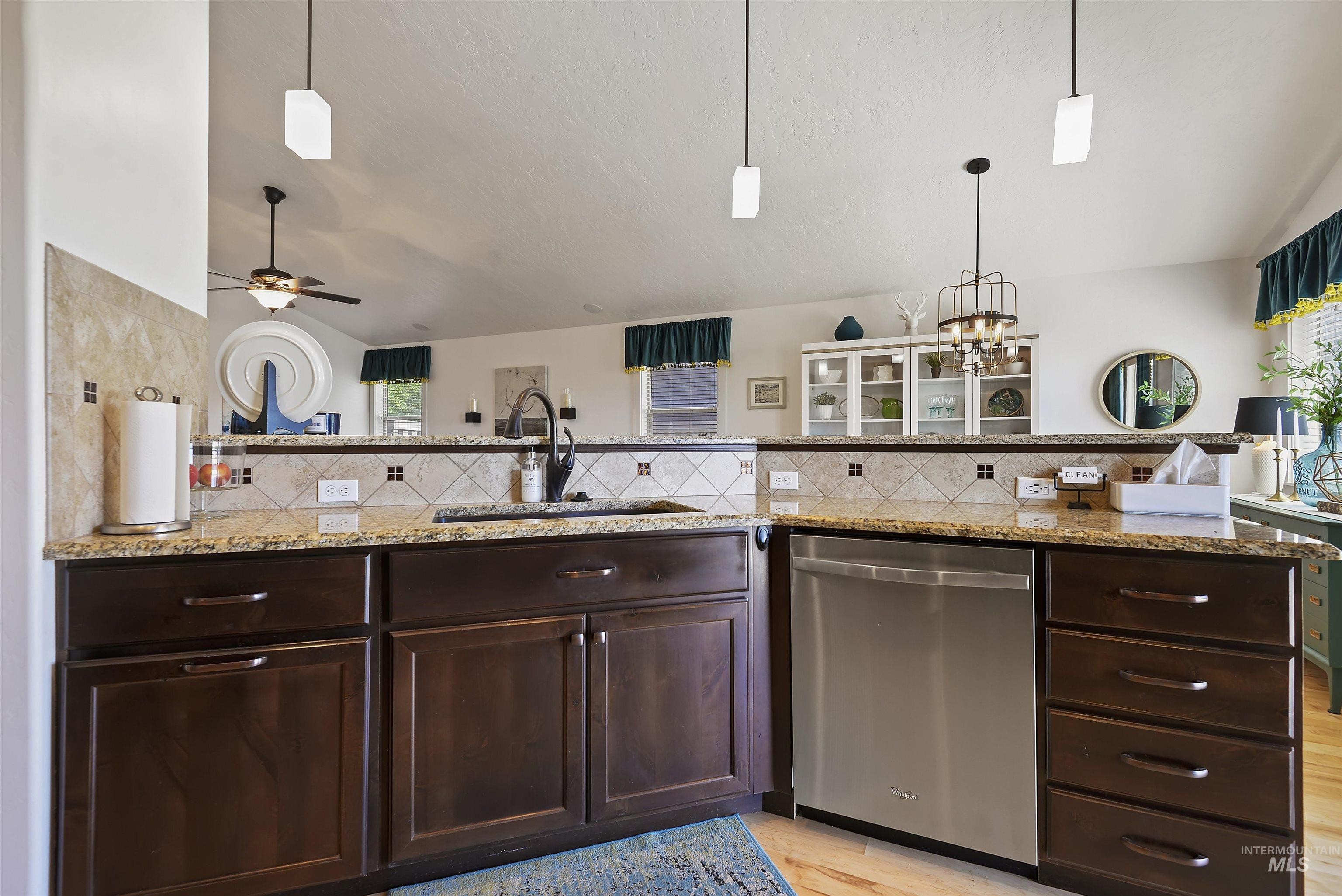 4923 Torana St, Meridian, Idaho, 83646, United States, 3 Bedrooms Bedrooms, ,2 BathroomsBathrooms,Residential,For Sale,4923 Torana St,1627957