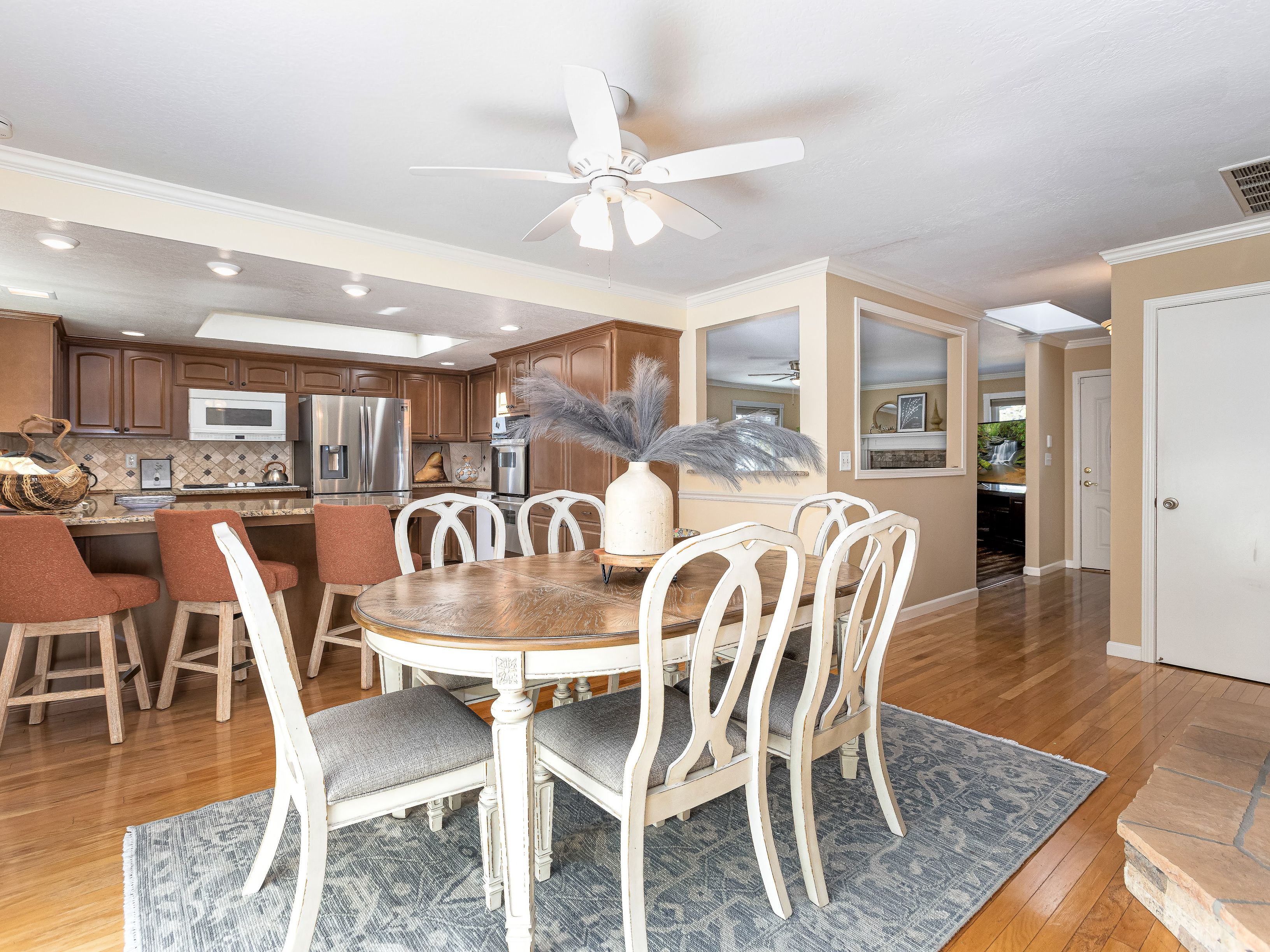  1827 Country Club Drive, Placerville, CA 95667 - 物件實景