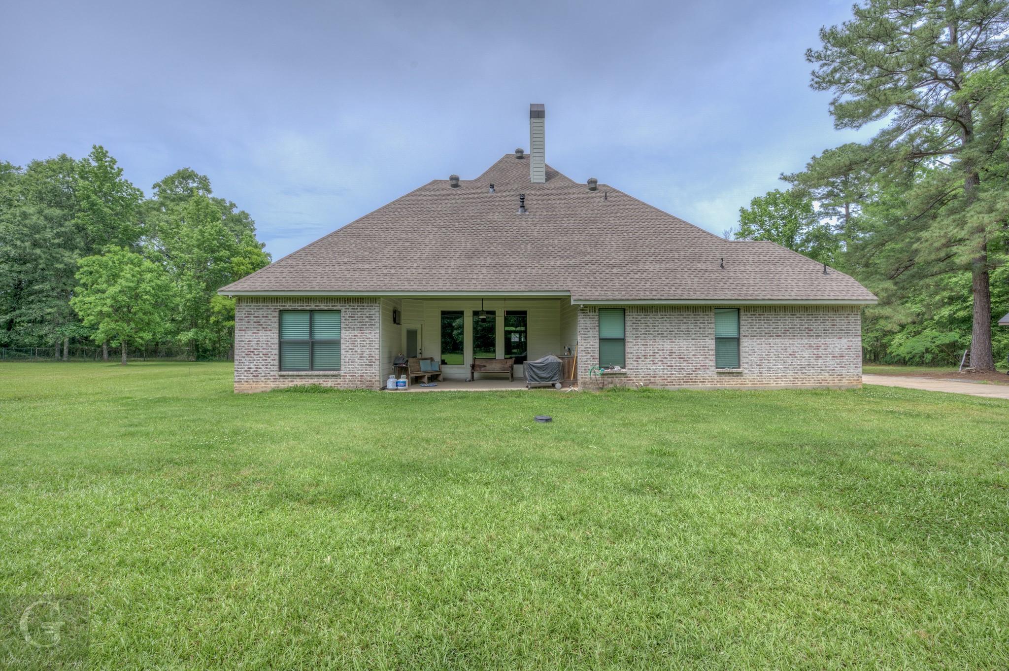 Shreveport, Louisiana, 71129, United States, 4 Bedrooms Bedrooms, ,4 BathroomsBathrooms,Residential,For Sale,1978405