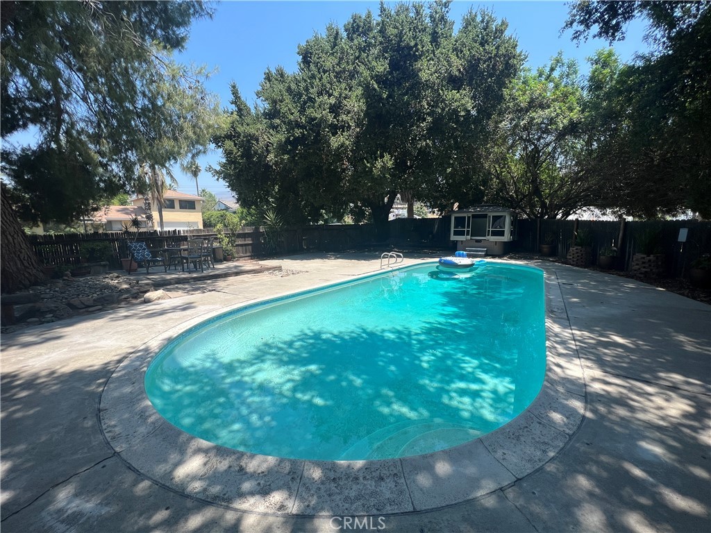 San Bernardino, California, 92404, United States, 3 Bedrooms Bedrooms, ,2 BathroomsBathrooms,Residential,For Sale,1978496