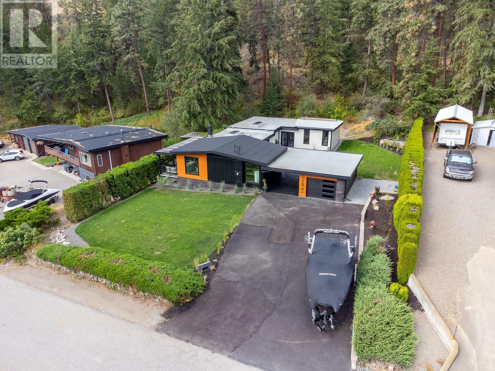 LAKE COUNTRY, British Columbia, V4V 2G9, CA, 5 Bedrooms Bedrooms, ,3 BathroomsBathrooms,Residential,For Sale,1837483