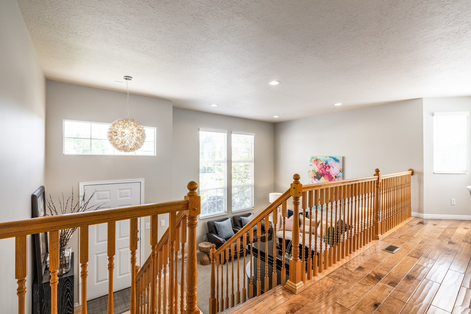  Updated 4-Bed with RV Parking, Mountain Views, and Large Fenced Backyard - 物件實景