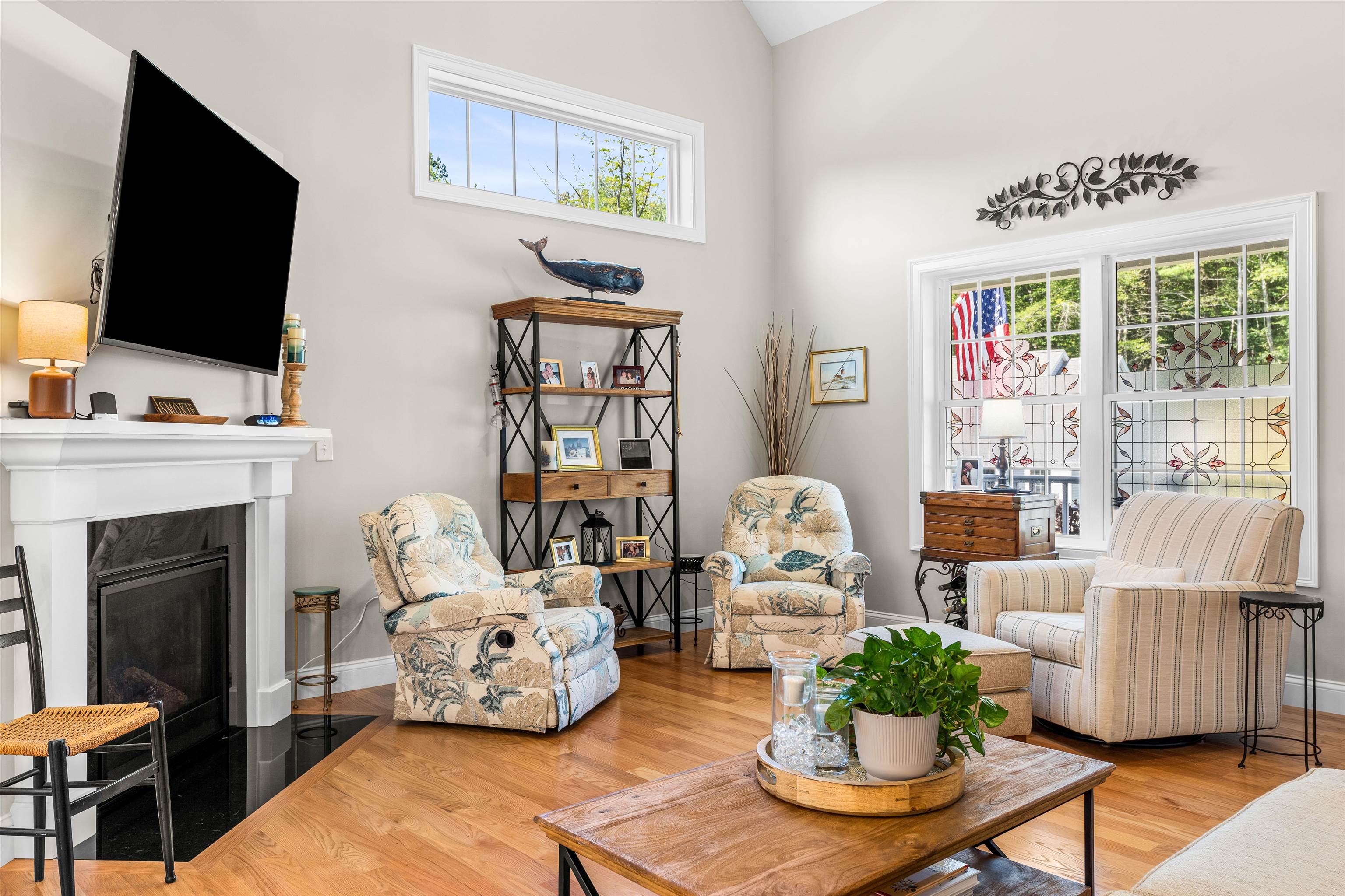 Candia, New Hampshire, 03034, United States, 2 Bedrooms Bedrooms, ,3 BathroomsBathrooms,Residential,For Sale,1918518