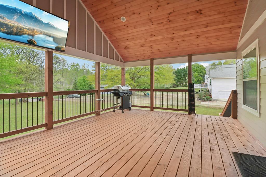Woodstock, Georgia, 30188, United States, 5 Bedrooms Bedrooms, ,3 BathroomsBathrooms,Residential,For Sale,1944813