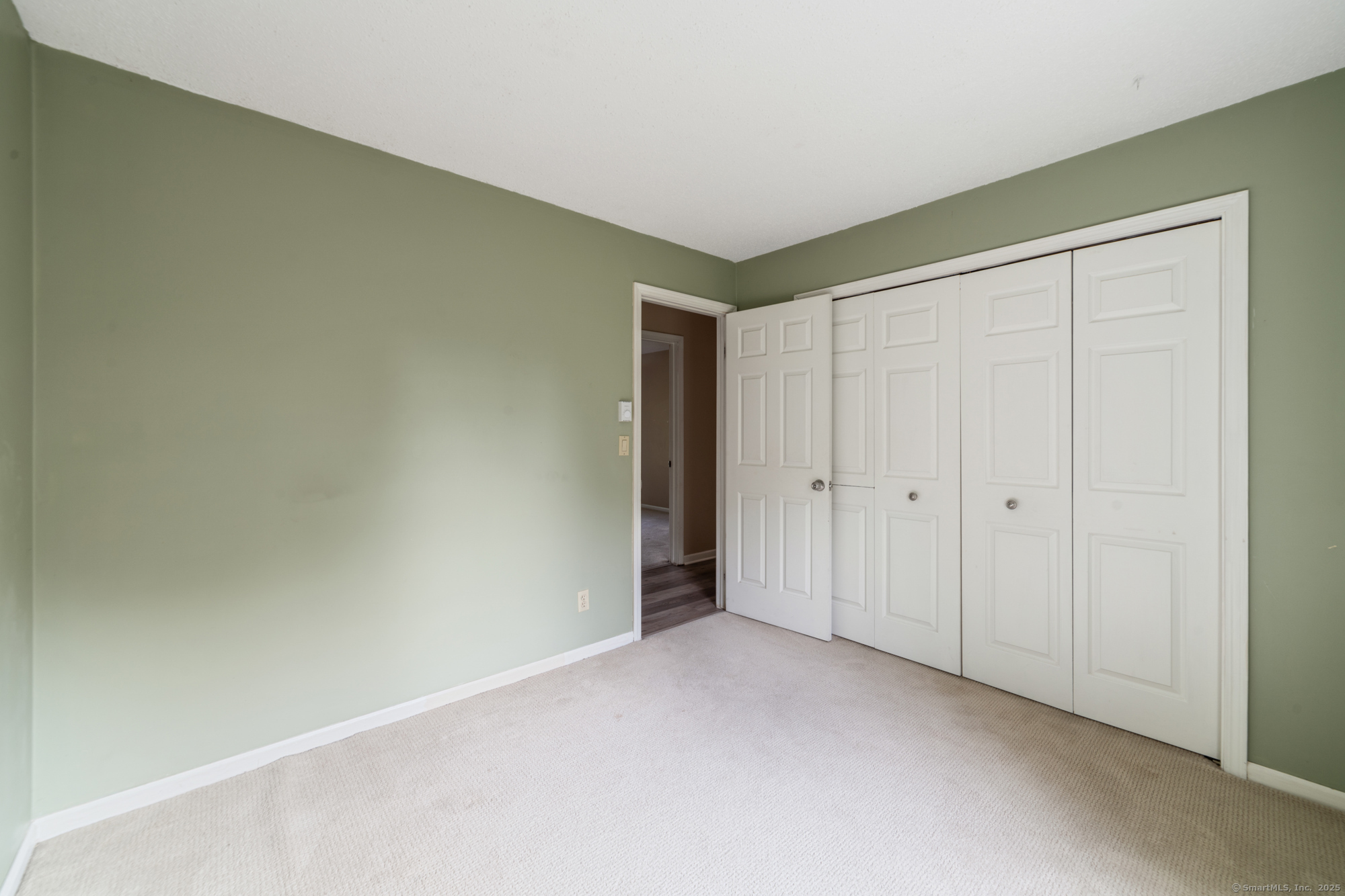 Woodbury, Connecticut, 06798, United States, 4 Bedrooms Bedrooms, ,3 BathroomsBathrooms,Residential,For Sale,1998310