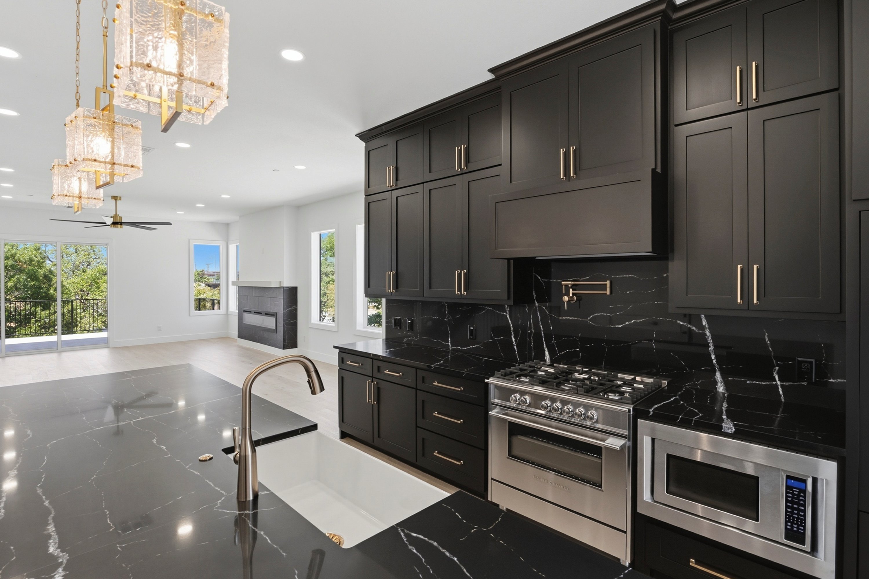  400 Vista Buena Trail, Fort Worth, TX, 76111 - 物件實景