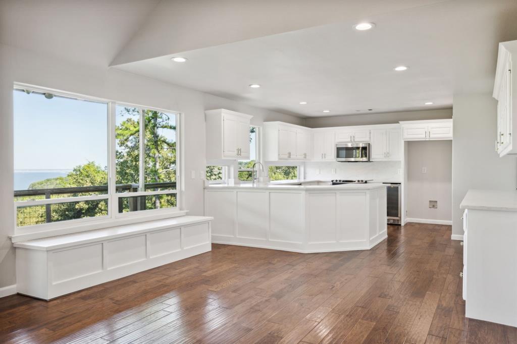 Pottsboro, Texas, 75076, United States, 3 Bedrooms Bedrooms, ,3 BathroomsBathrooms,Residential,For Sale,2003176