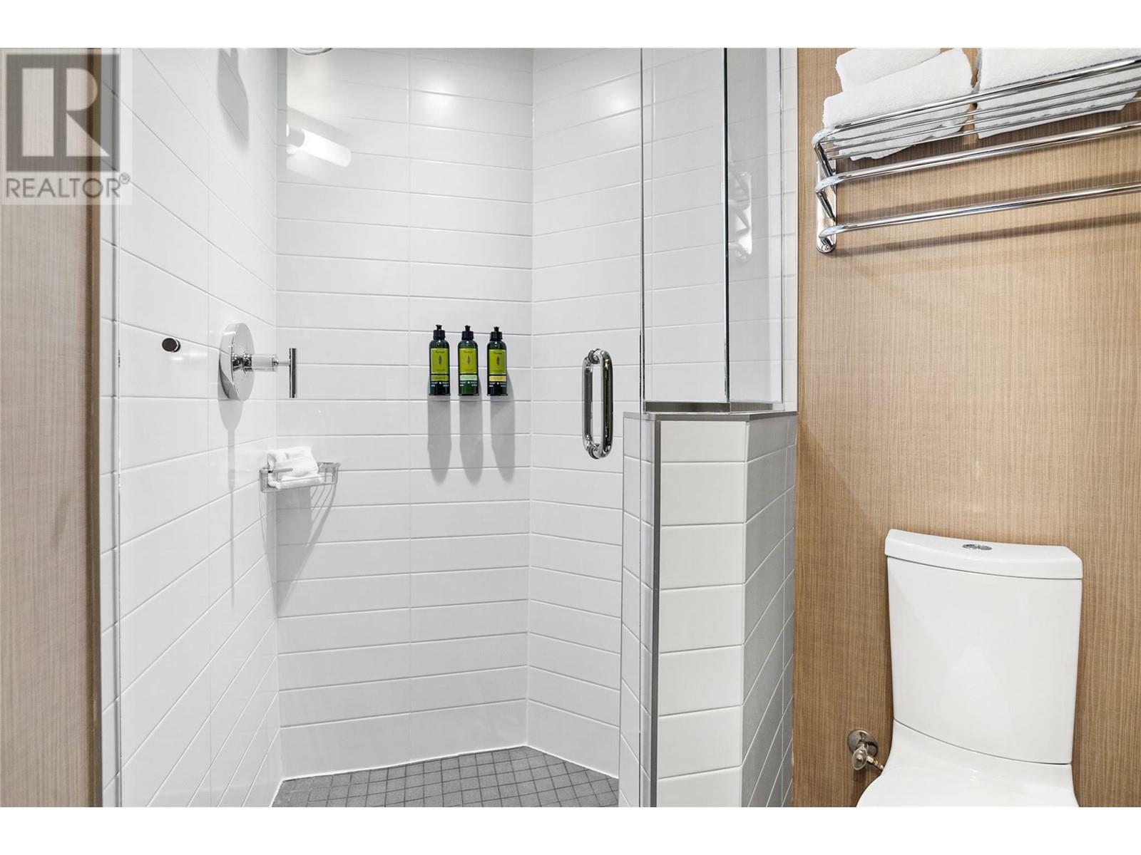 REVELSTOKE, British Columbia, V0E 2S0, CA, 1 Bedroom Bedrooms, ,2 BathroomsBathrooms,Residential,For Sale,1837382