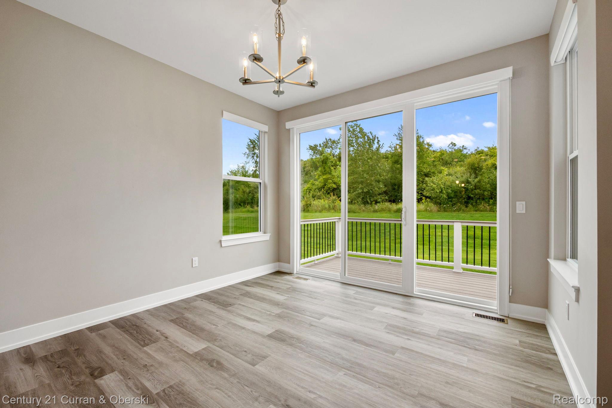 Northville, Michigan, 48168, United States, 2 Bedrooms Bedrooms, ,2 BathroomsBathrooms,Residential,For Sale,1983973