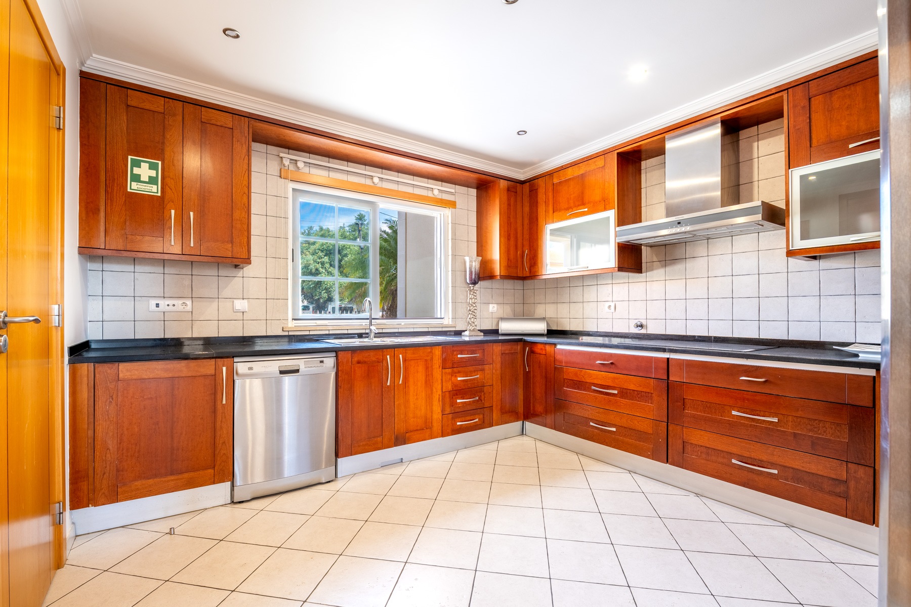  Semi-detached house, 3 bedrooms, for Sale - 物件實景