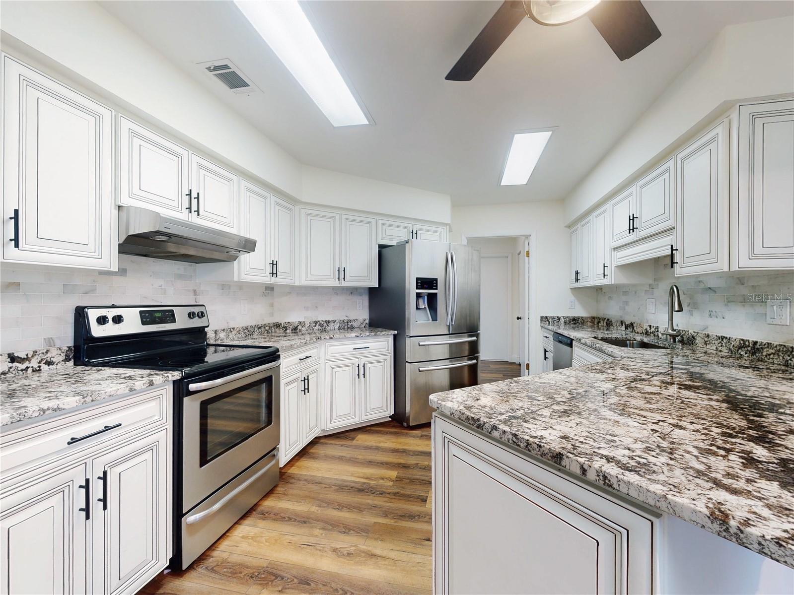 OCALA, Florida, 34482, United States, 3 Bedrooms Bedrooms, ,2 BathroomsBathrooms,Residential,For Sale,1766326