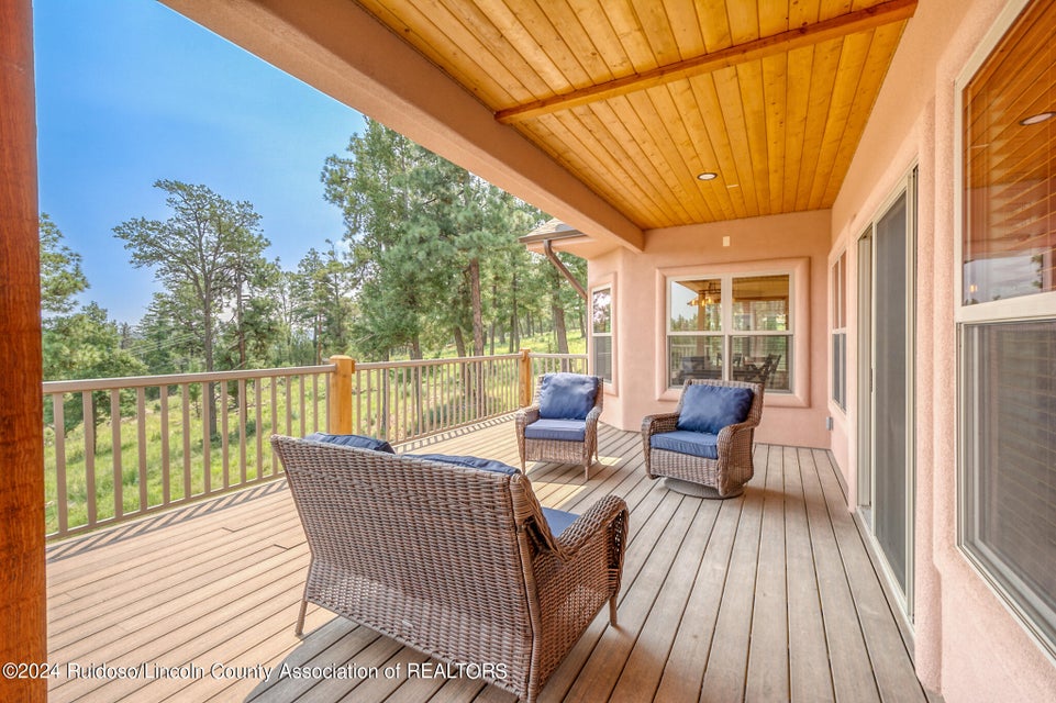 Ruidoso, New Mexico, 88345, United States, 4 Bedrooms Bedrooms, ,4 BathroomsBathrooms,Residential,For Sale,1921687