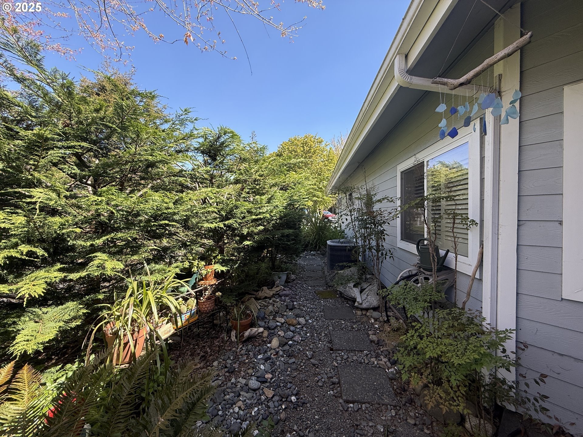 Brookings, Oregon, 97415, United States, 2 Bedrooms Bedrooms, ,2 BathroomsBathrooms,Residential,For Sale,1920315