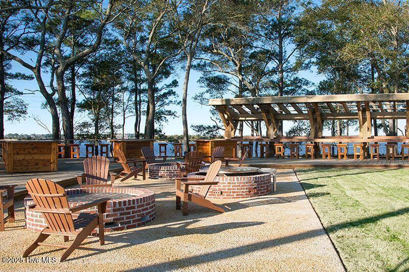 Wilmington, North Carolina, 28412, United States, 4 Bedrooms Bedrooms, ,4 BathroomsBathrooms,Residential,For Sale,1991934