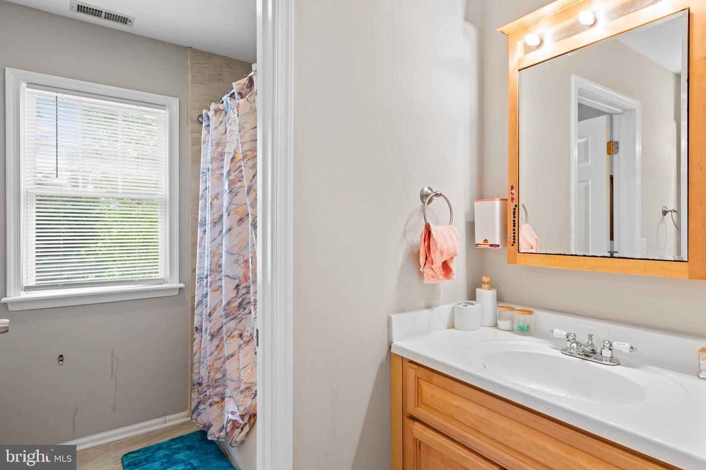 Salisbury, Maryland, 21801, United States, 8 Bedrooms Bedrooms, ,4 BathroomsBathrooms,Residential,For Sale,1857106