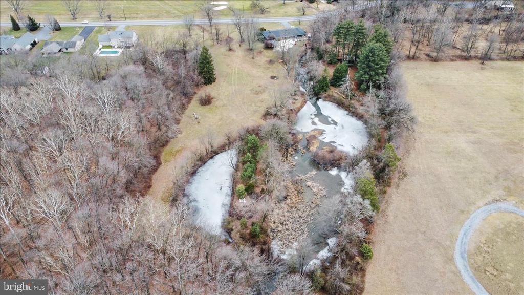 Fayetteville, Pennsylvania, 17222, United States, 3 Bedrooms Bedrooms, ,2 BathroomsBathrooms,Residential,For Sale,1928421