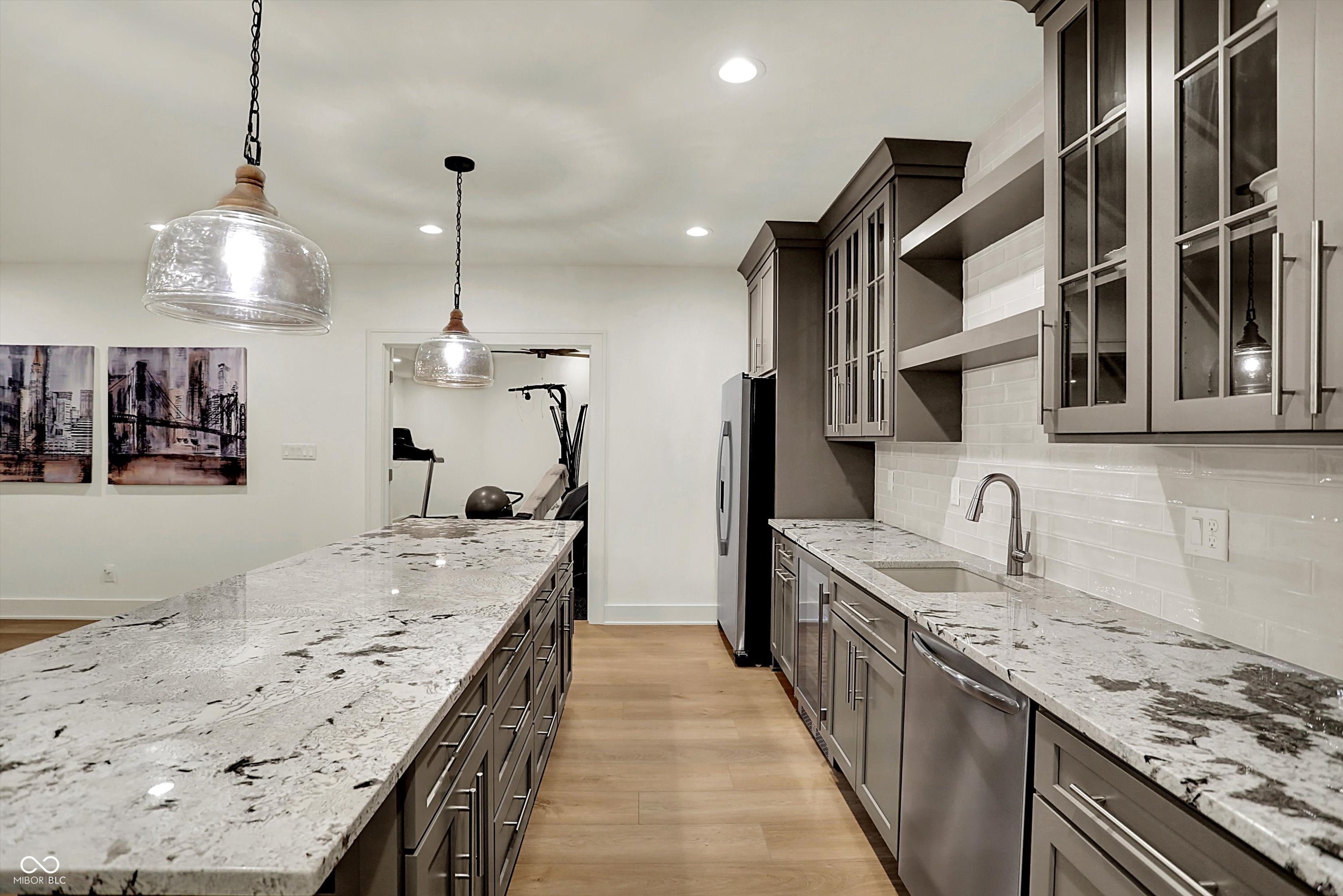 Bargersville, Indiana, 46106, United States, 5 Bedrooms Bedrooms, ,6 BathroomsBathrooms,Residential,For Sale,1983672