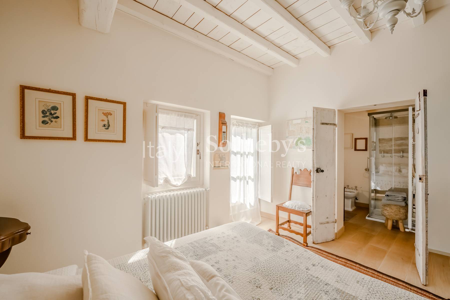  Prestigious farmhouse renovated with charm - 物件實景