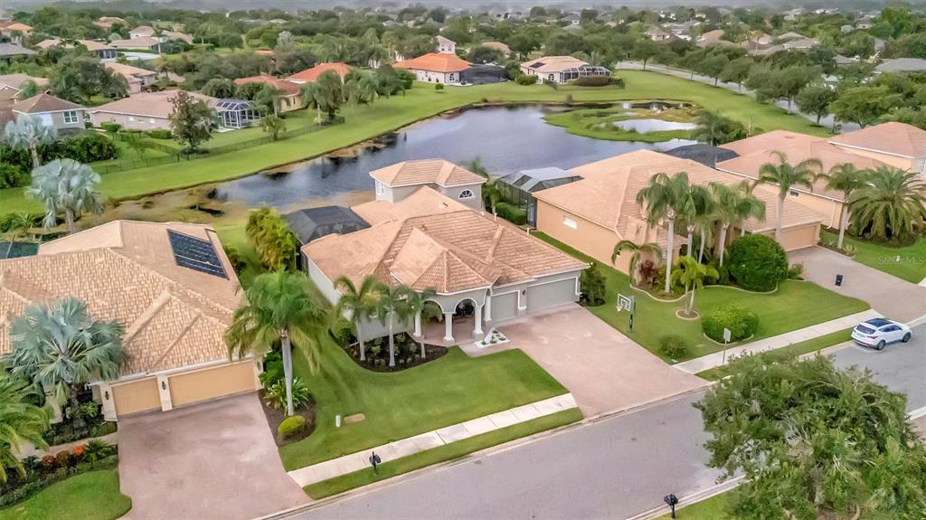 Bradenton, Florida, 34212, United States, 3 Bedrooms Bedrooms, ,4 BathroomsBathrooms,Residential,For Sale,1910869