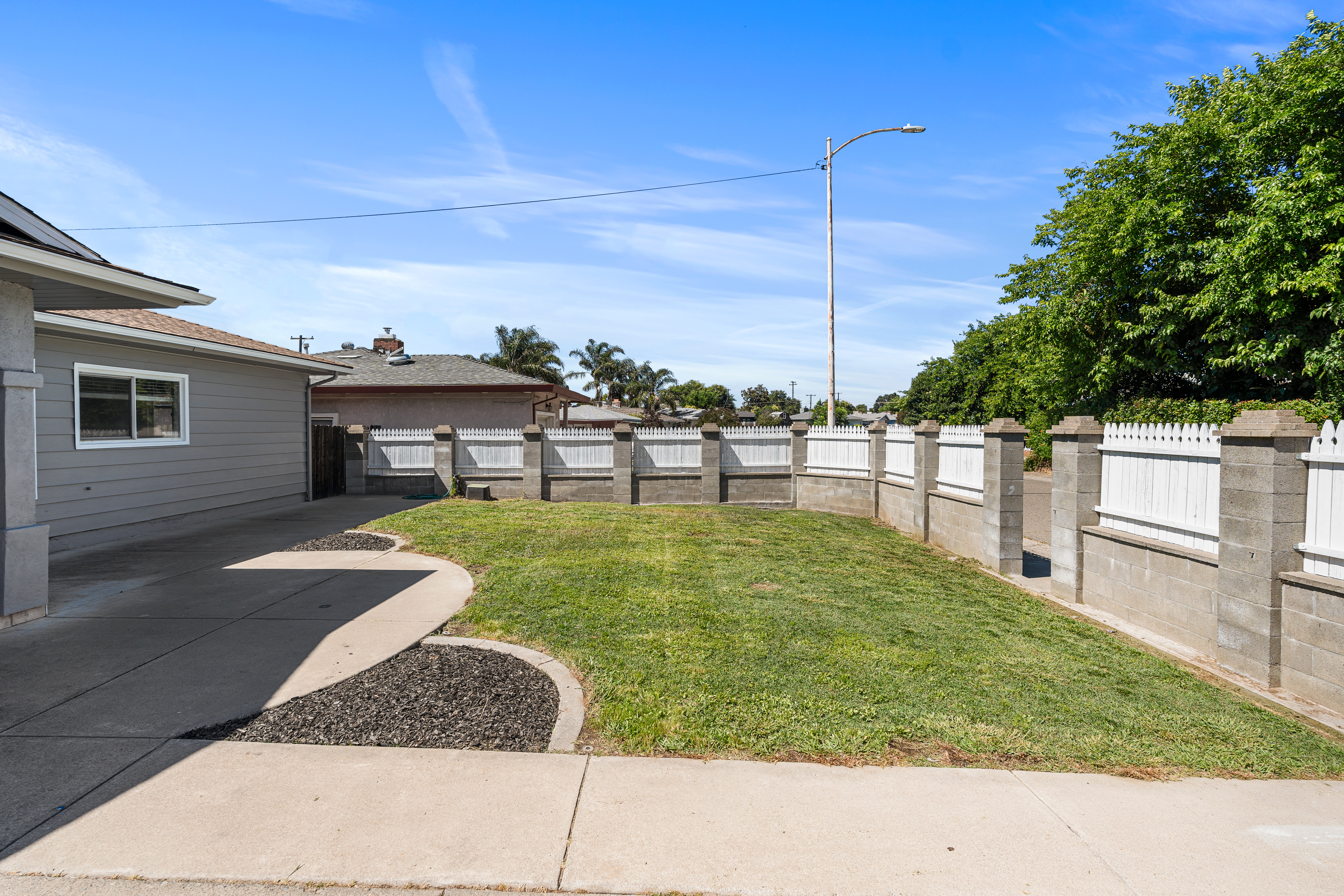  5625 Layton Drive, North Highlands, CA 95660 - 物件實景