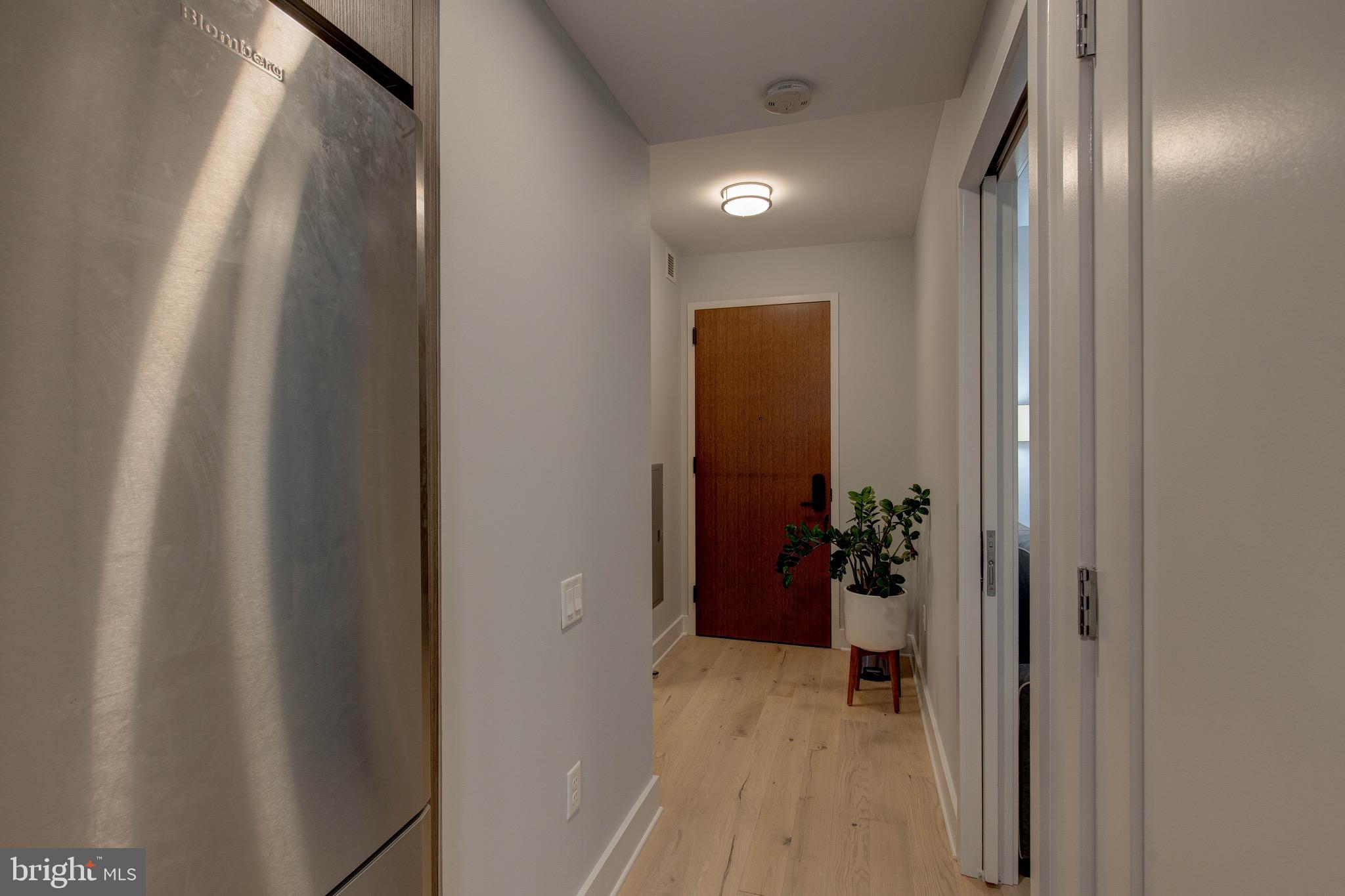 Washington, District of Columbia, 20003, United States, 2 Bedrooms Bedrooms, ,1 BathroomBathrooms,Residential,For Sale,1895194
